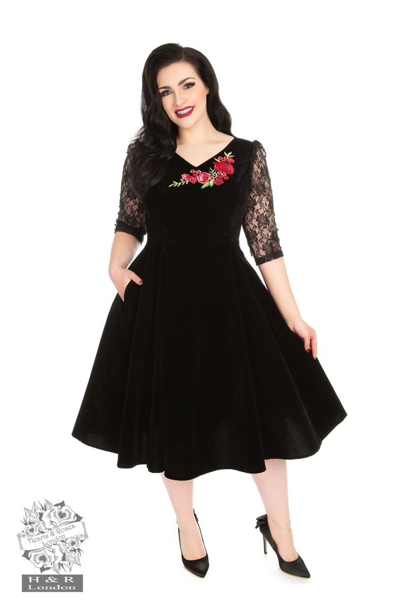 Hearts and roses black 2024 dress